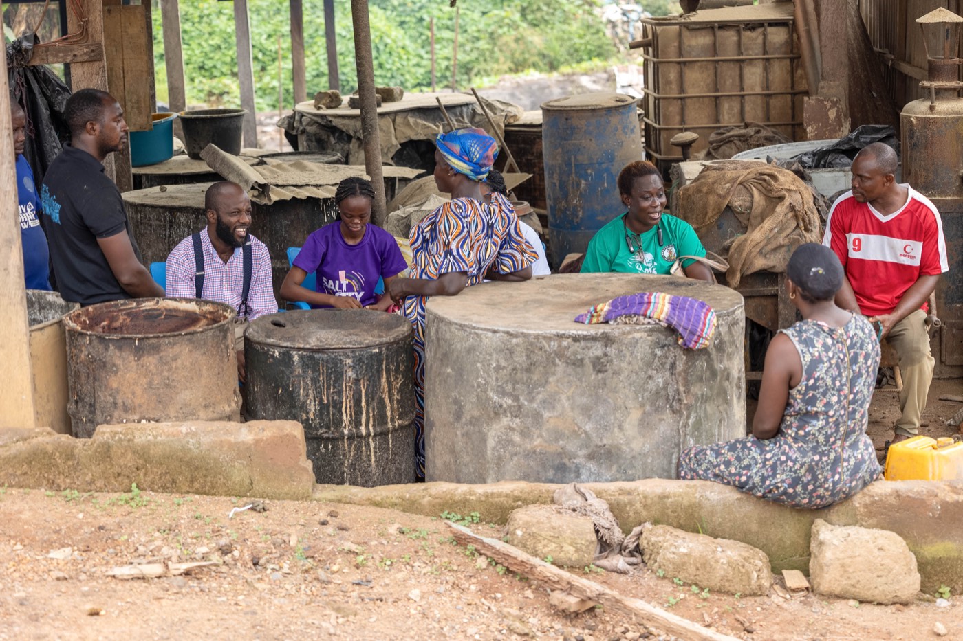 Ahanta Tech Lab field visit: discussion at the processing site