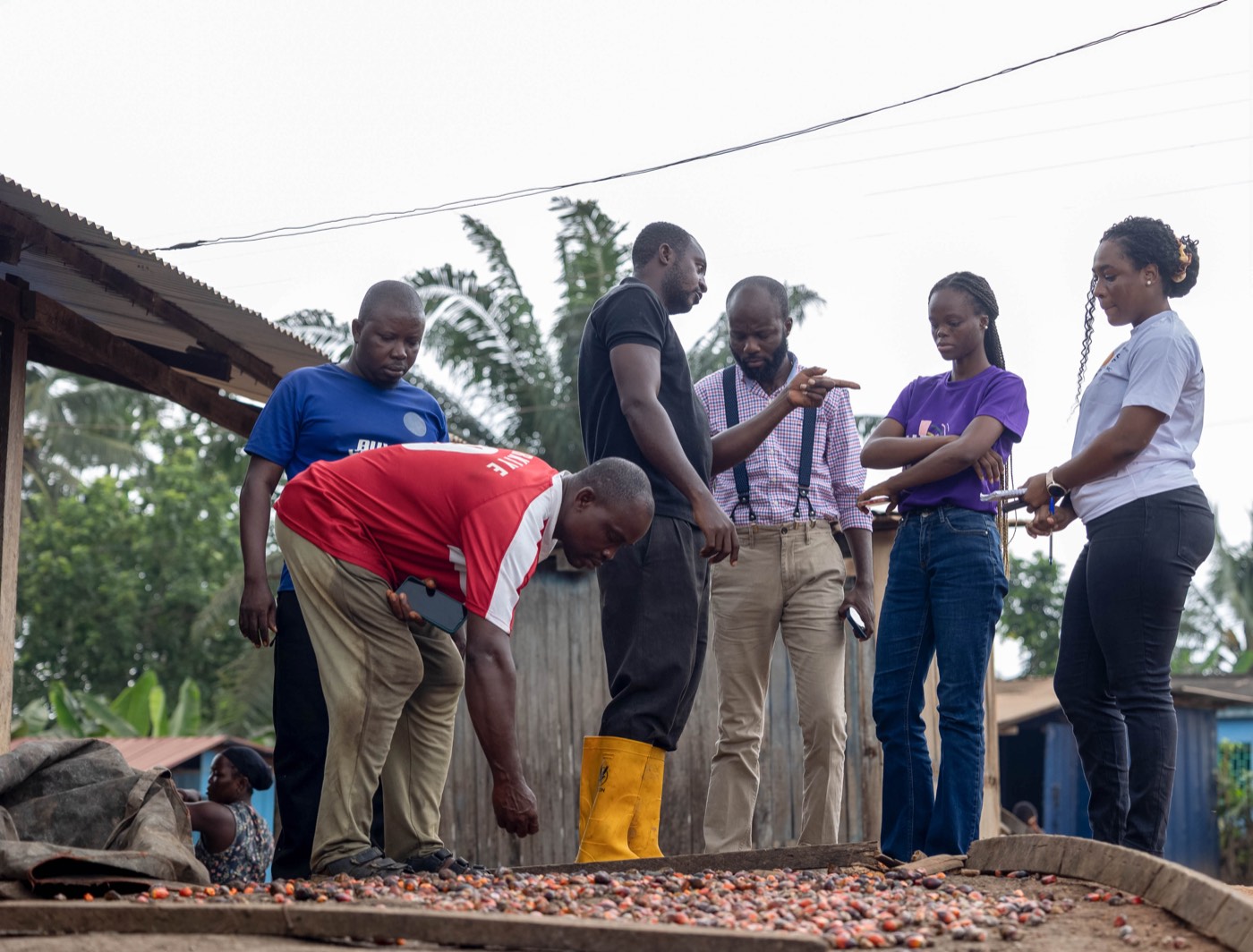 Ahanta Tech Lab field visit: discussion at the processing site