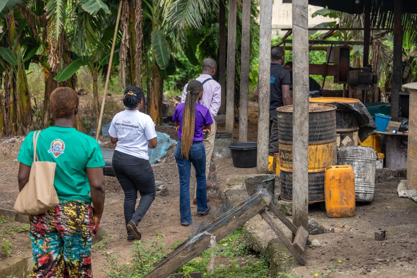 Ahanta Tech Lab field visit: discussion at the processing site